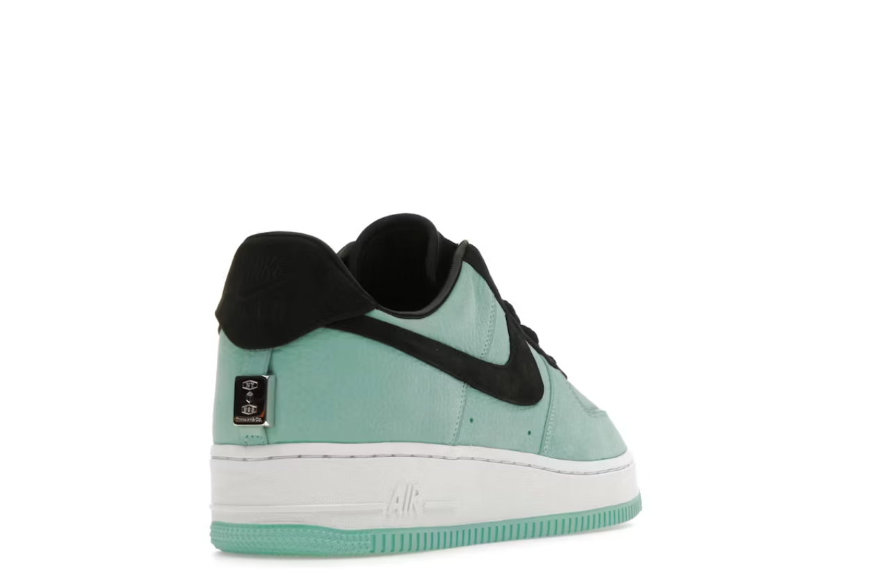 Nike Air Force 1 Low Tiffany & Co. 1837 (Freunde und Familie)